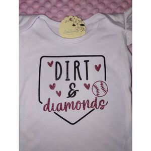 Dirt and diamonds flutter shirt